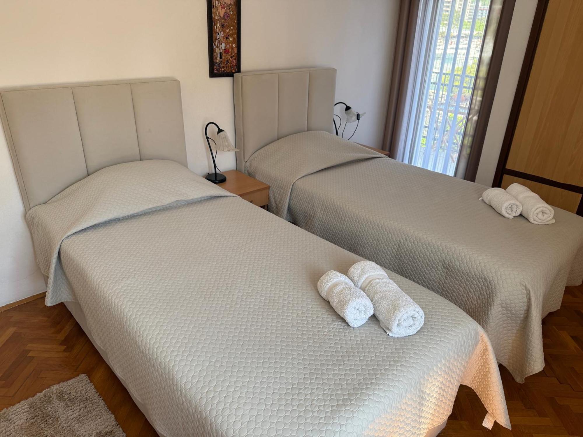 Aleksic Old Town Apartment *